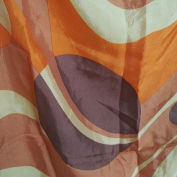 Scarf - Picture 2 of 3